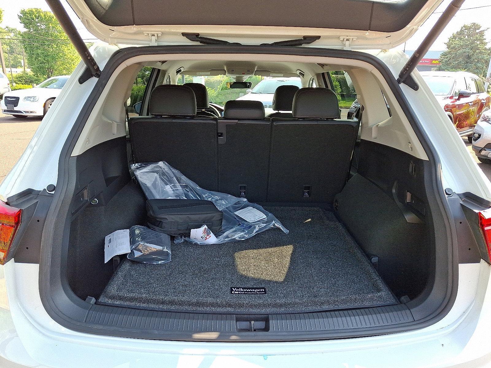 2022 Volkswagen Tiguan Vehicle Photo in Willow Grove, PA 19090