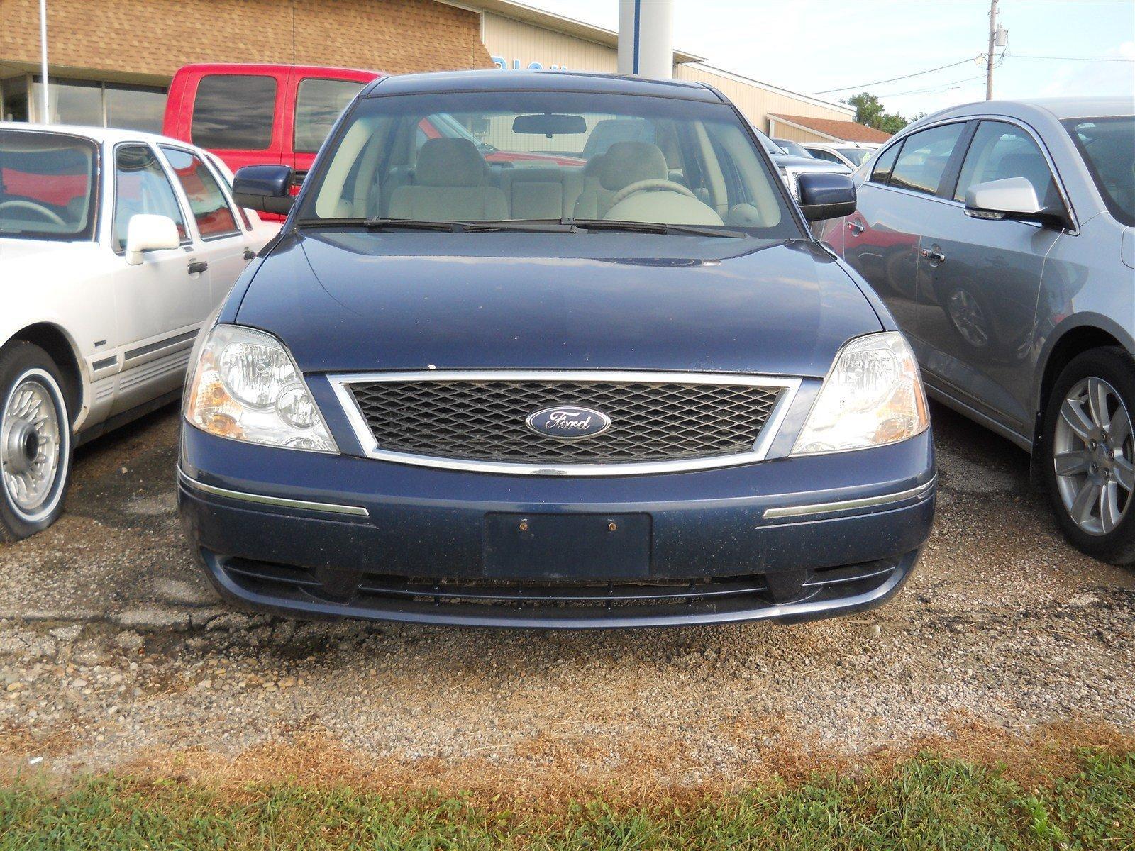 Used 2006 Ford Five Hundred SE with VIN 1FAFP23156G119688 for sale in Delavan, IL
