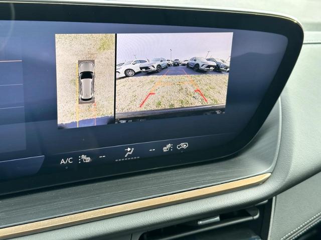 2025 Buick Envision Vehicle Photo in COLUMBIA, MO 65203-3903
