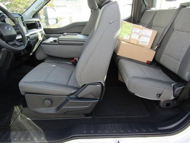 2025 Ford Super Duty F-350 SRW Vehicle Photo in Ogallala, NE 69153