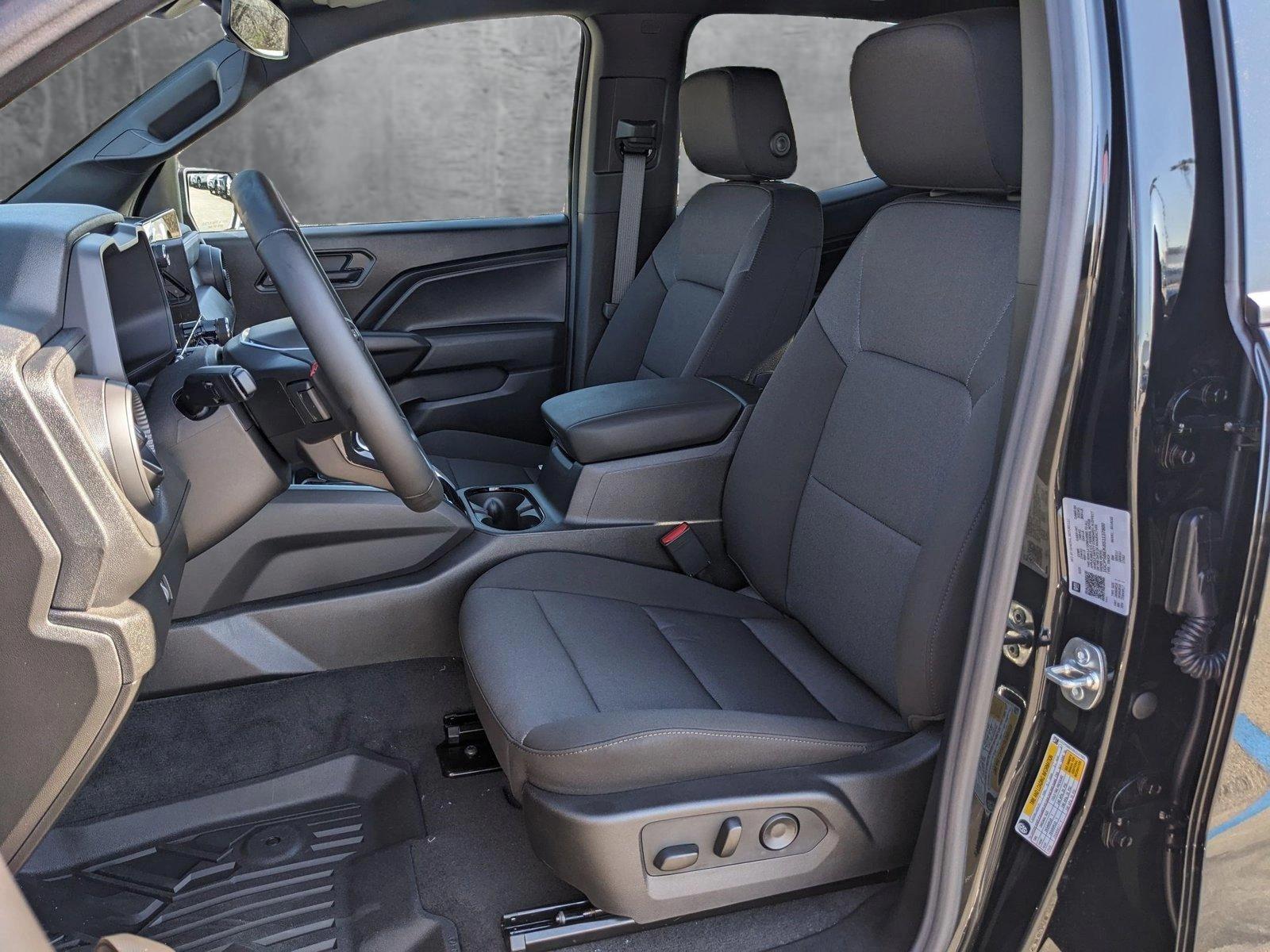 2025 Chevrolet Colorado Vehicle Photo in HOUSTON, TX 77034-5009