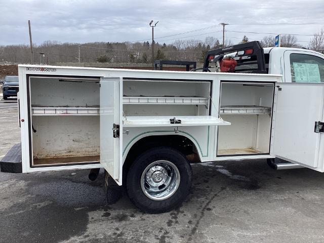 2019 Ram 3500 Chassis Cab Vehicle Photo in Gardner, MA 01440
