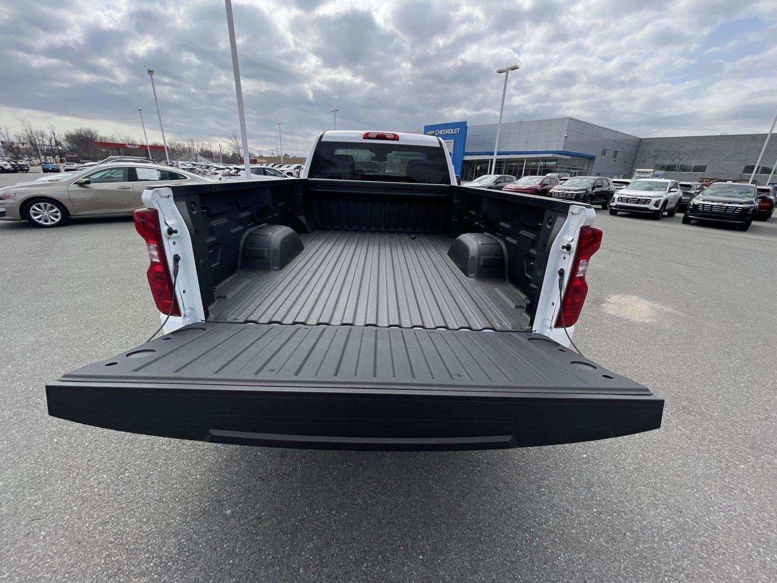 2025 Chevrolet Silverado 1500 Vehicle Photo in BENTONVILLE, AR 72712-4322