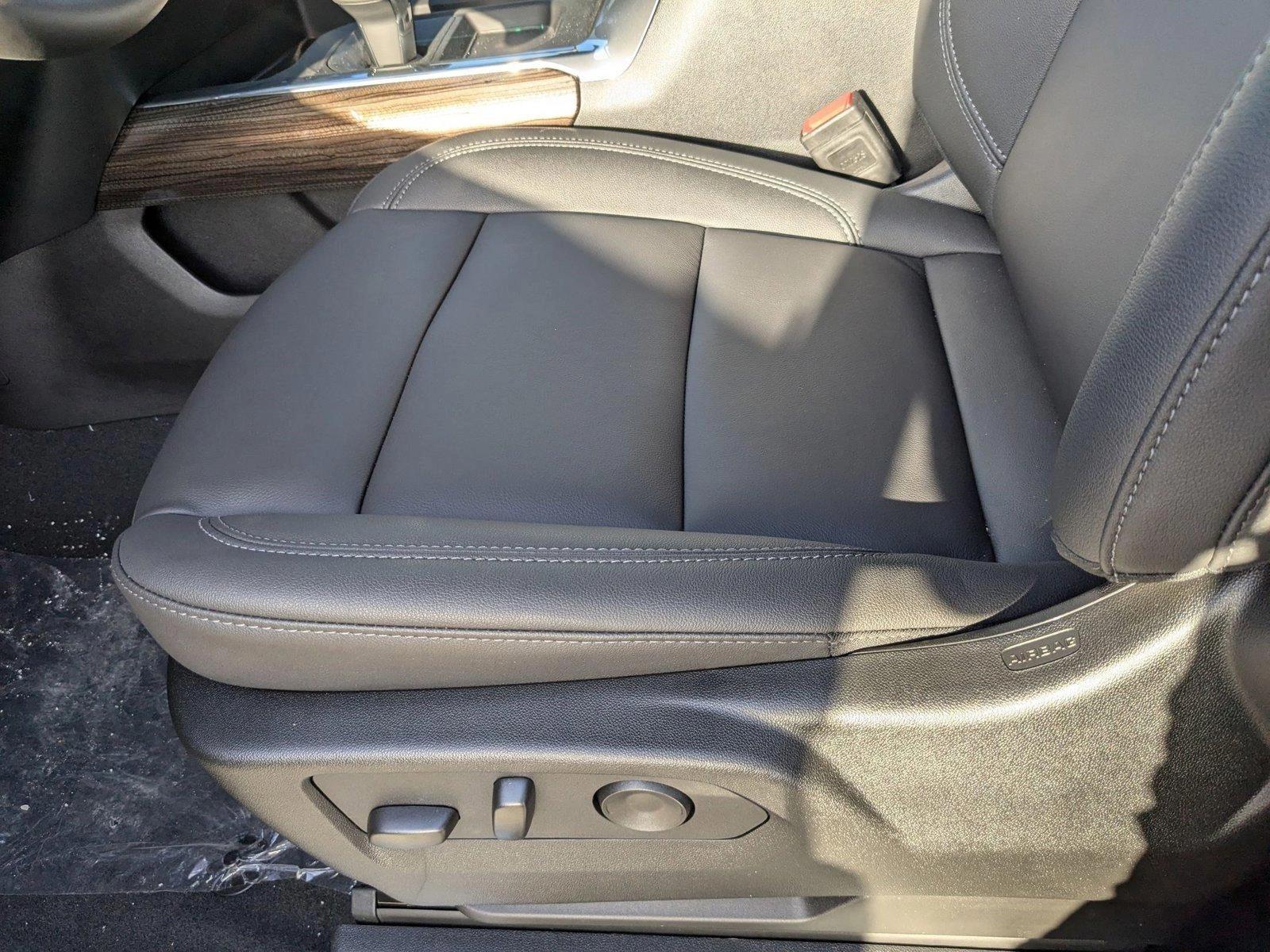 2025 Chevrolet Silverado 1500 Vehicle Photo in MIAMI, FL 33134-2699