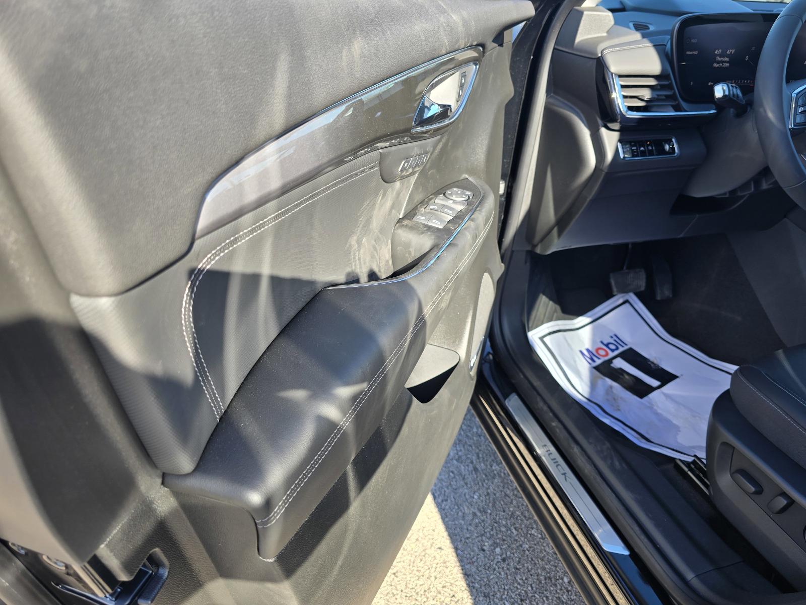2025 Buick Envision Vehicle Photo in Rolla, MO 65401