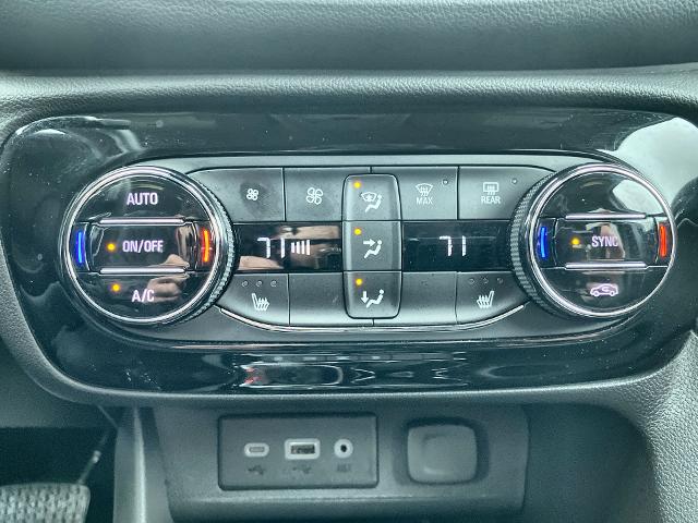2022 Buick Encore GX Vehicle Photo in WILLIAMSVILLE, NY 14221-2883
