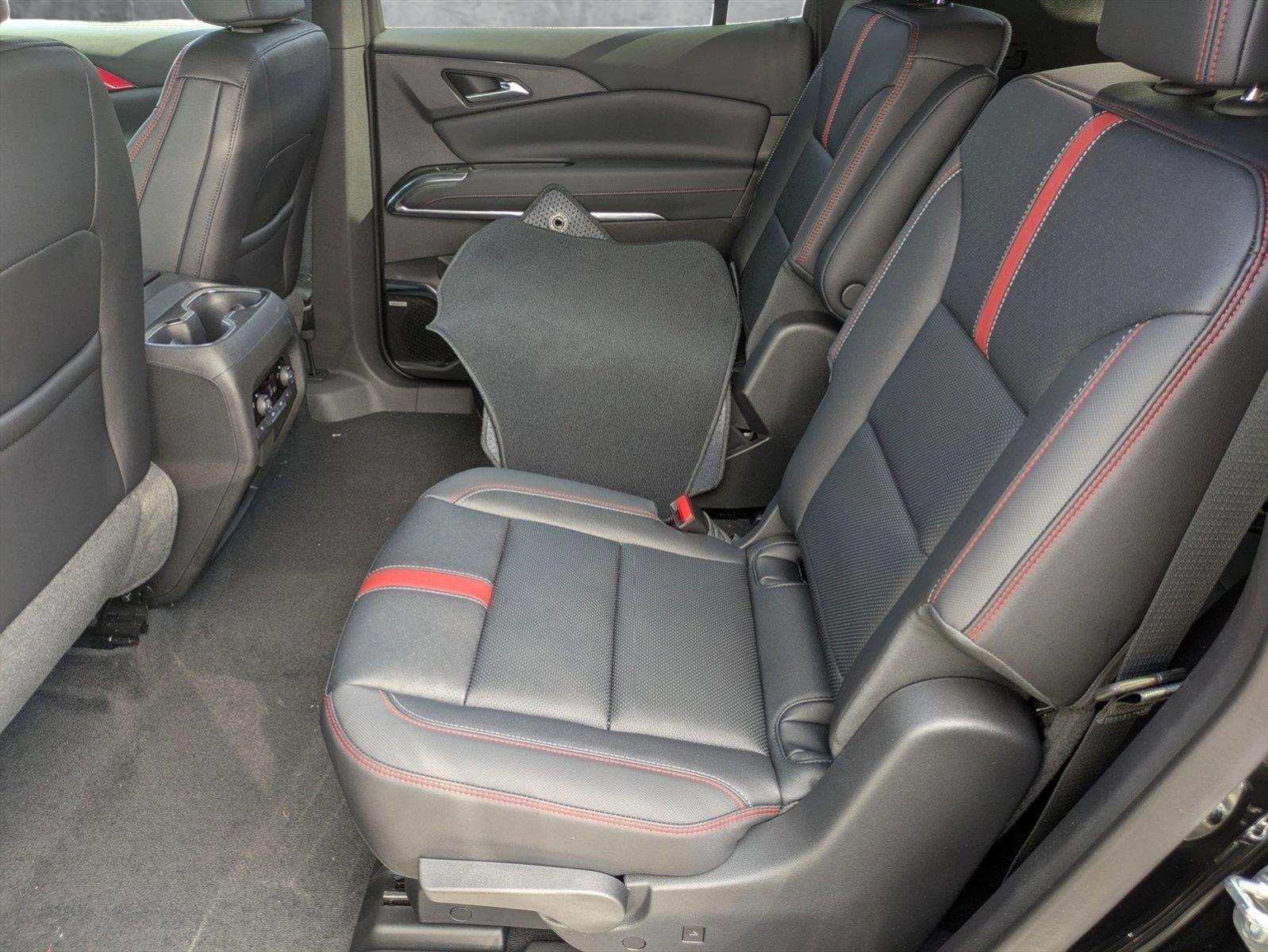 2025 Chevrolet Traverse Vehicle Photo in LAUREL, MD 20707-4697