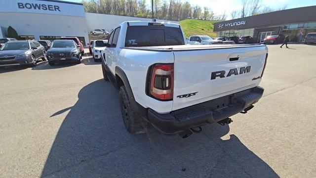 2021 Ram 1500 Vehicle Photo in Pleasant Hills, PA 15236