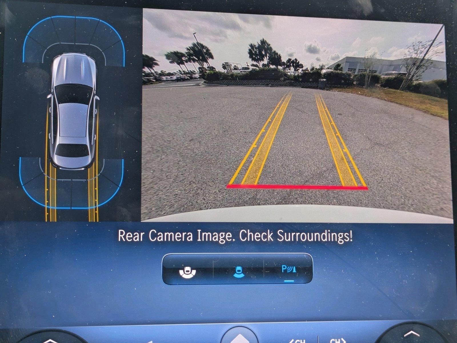 2025 Mercedes-Benz C-Class Vehicle Photo in Sarasota, FL 34231