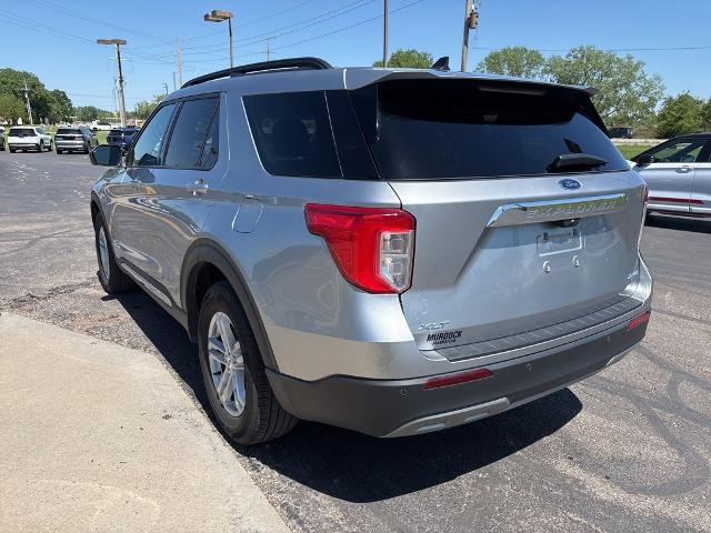 2024 Ford Explorer Vehicle Photo in MANHATTAN, KS 66502-5036