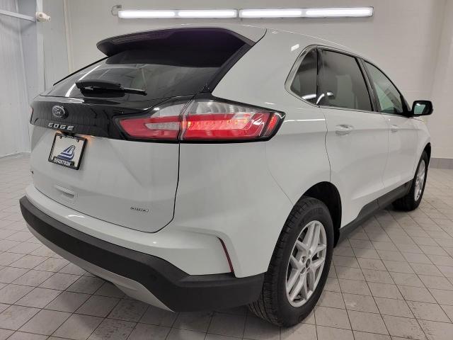 2024 Ford Edge Vehicle Photo in APPLETON, WI 54914-8833