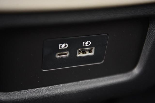 2025 Nissan Pathfinder Vehicle Photo in Ballwin, MO 63011