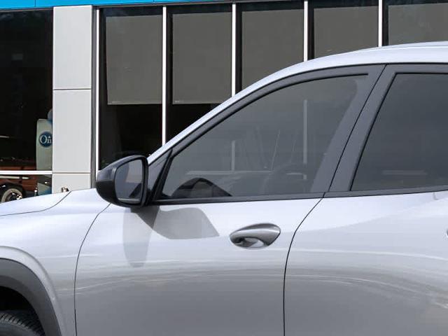 2025 Chevrolet Trax Vehicle Photo in MOON TOWNSHIP, PA 15108-2571