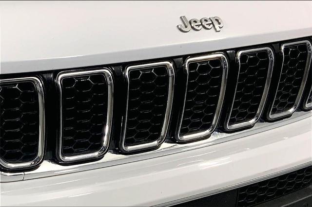 2022 Jeep Grand Cherokee L Vehicle Photo in Kansas City, MO 64114