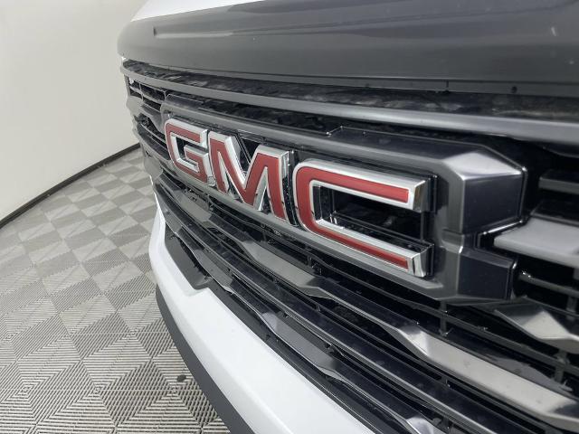 2025 GMC Acadia Vehicle Photo in GILBERT, AZ 85297-0402