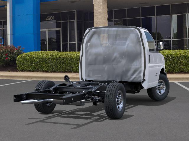 2025 Chevrolet Express Cutaway 3500 Vehicle Photo in GEORGETOWN, TX 78626-7508