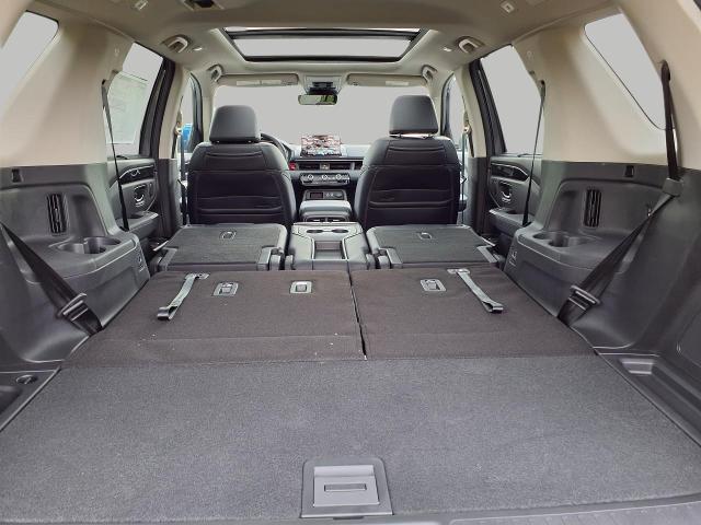 2025 Honda Pilot Vehicle Photo in Oshkosh, WI 54904