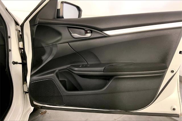 2019 Honda Civic Sedan Vehicle Photo in Lees Summit, MO 64086