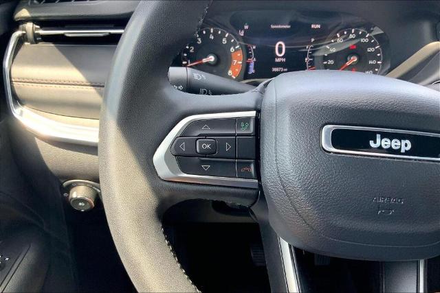 2023 Jeep Compass Vehicle Photo in Kansas City, MO 64114