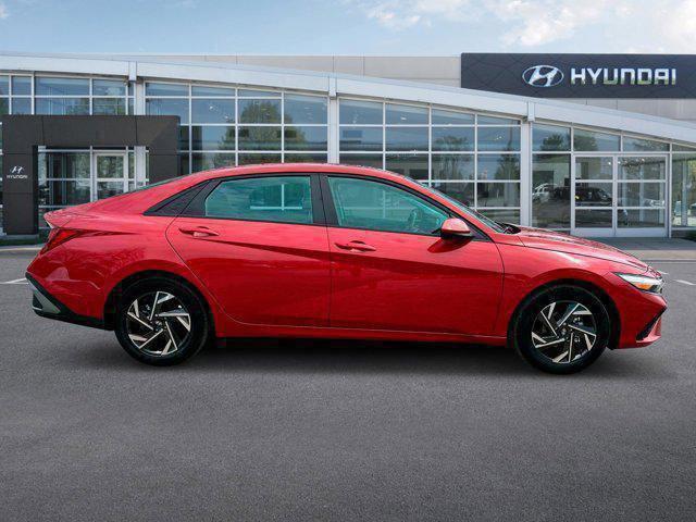 2024 Hyundai ELANTRA Vehicle Photo in Shiloh, IL 62269