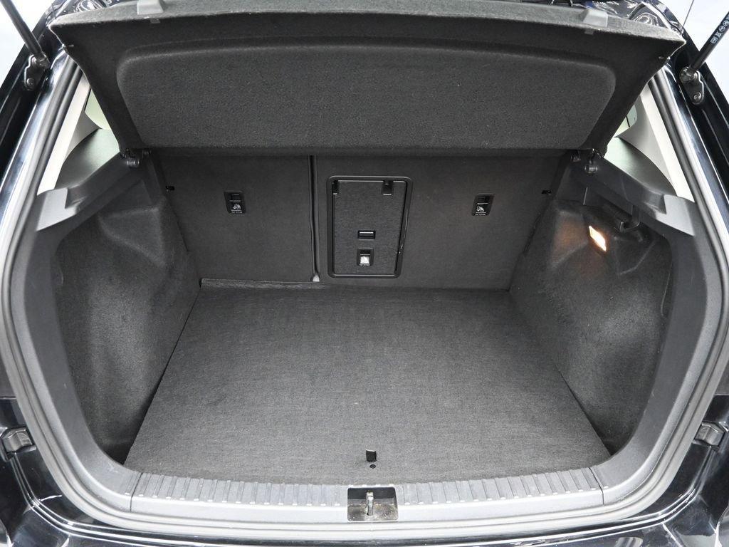 2022 Volkswagen Taos Vehicle Photo in Marion, IA 52302