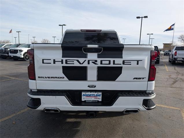 2022 Chevrolet Silverado 1500 Vehicle Photo in AURORA, CO 80012-4011