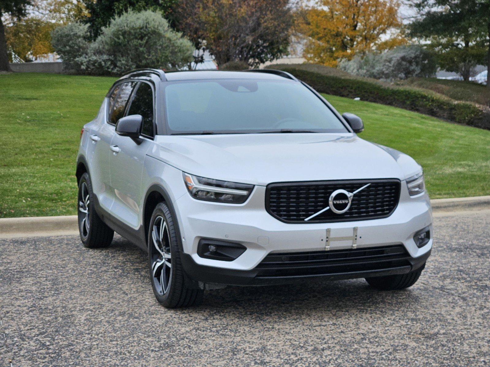 2019 Volvo XC40 Vehicle Photo in FORT WORTH, TX 76132