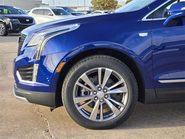 2025 Cadillac XT5 Vehicle Photo in Oklahoma City, OK 73114