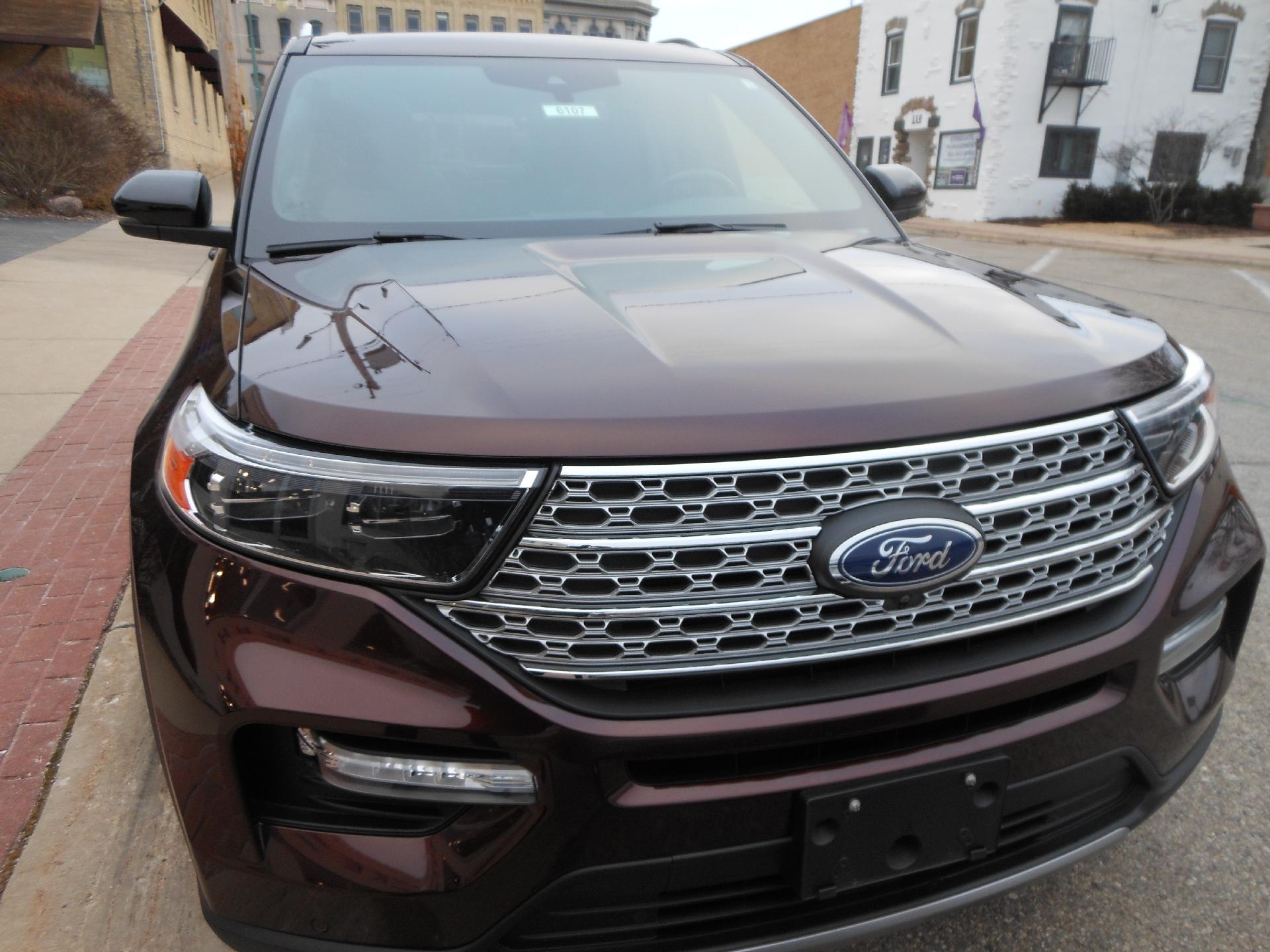 Used 2020 Ford Explorer Limited with VIN 1FMSK8FH1LGA02121 for sale in Whitewater, WI