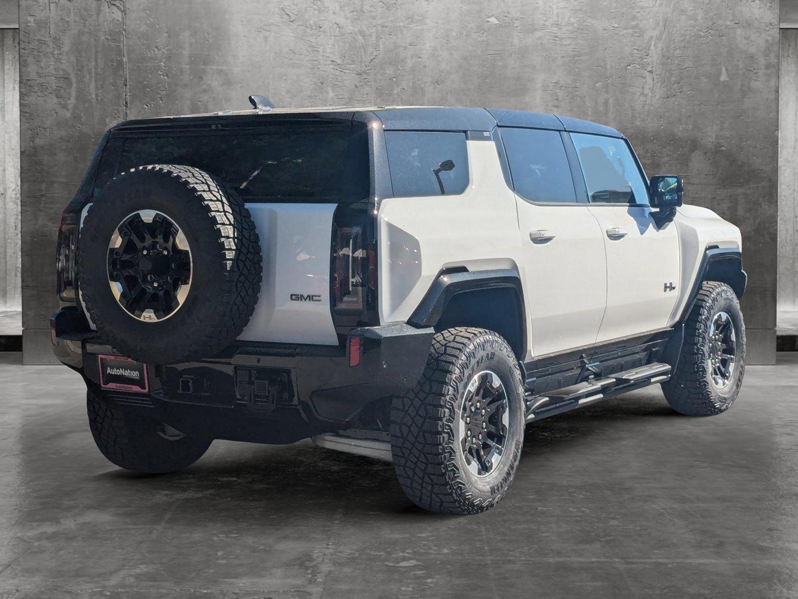 2025 GMC HUMMER EV SUV Vehicle Photo in LONE TREE, CO 80124-2750