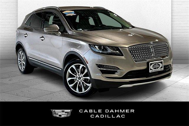 2019 Lincoln MKC Vehicle Photo in TOPEKA, KS 66609-0000