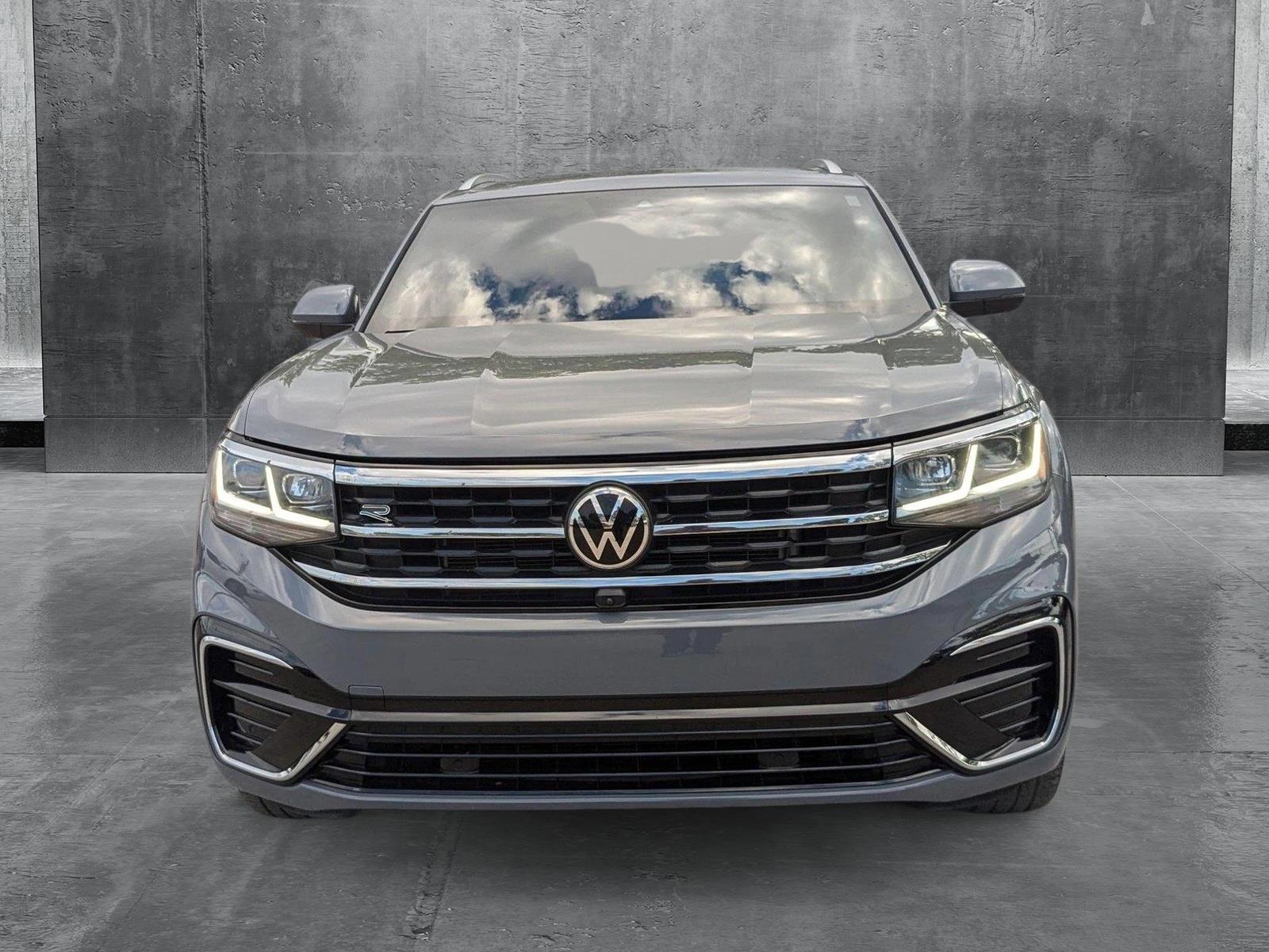 2022 Volkswagen Atlas Cross Sport Vehicle Photo in MIAMI, FL 33134-2699