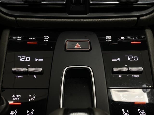 2022 Porsche Macan Vehicle Photo in Appleton, WI 54913