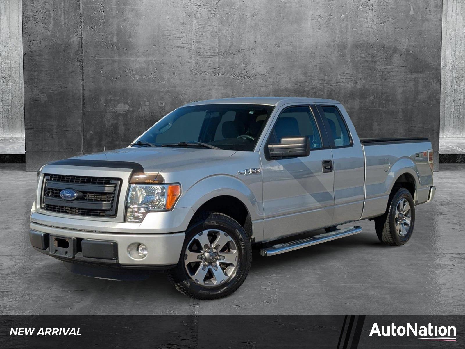 2013 Ford F-150 Vehicle Photo in St. Petersburg, FL 33713