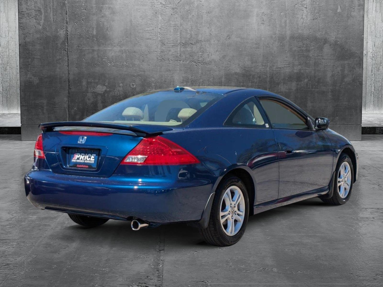 2006 Honda Accord Coupe Vehicle Photo in Tampa, FL 33614