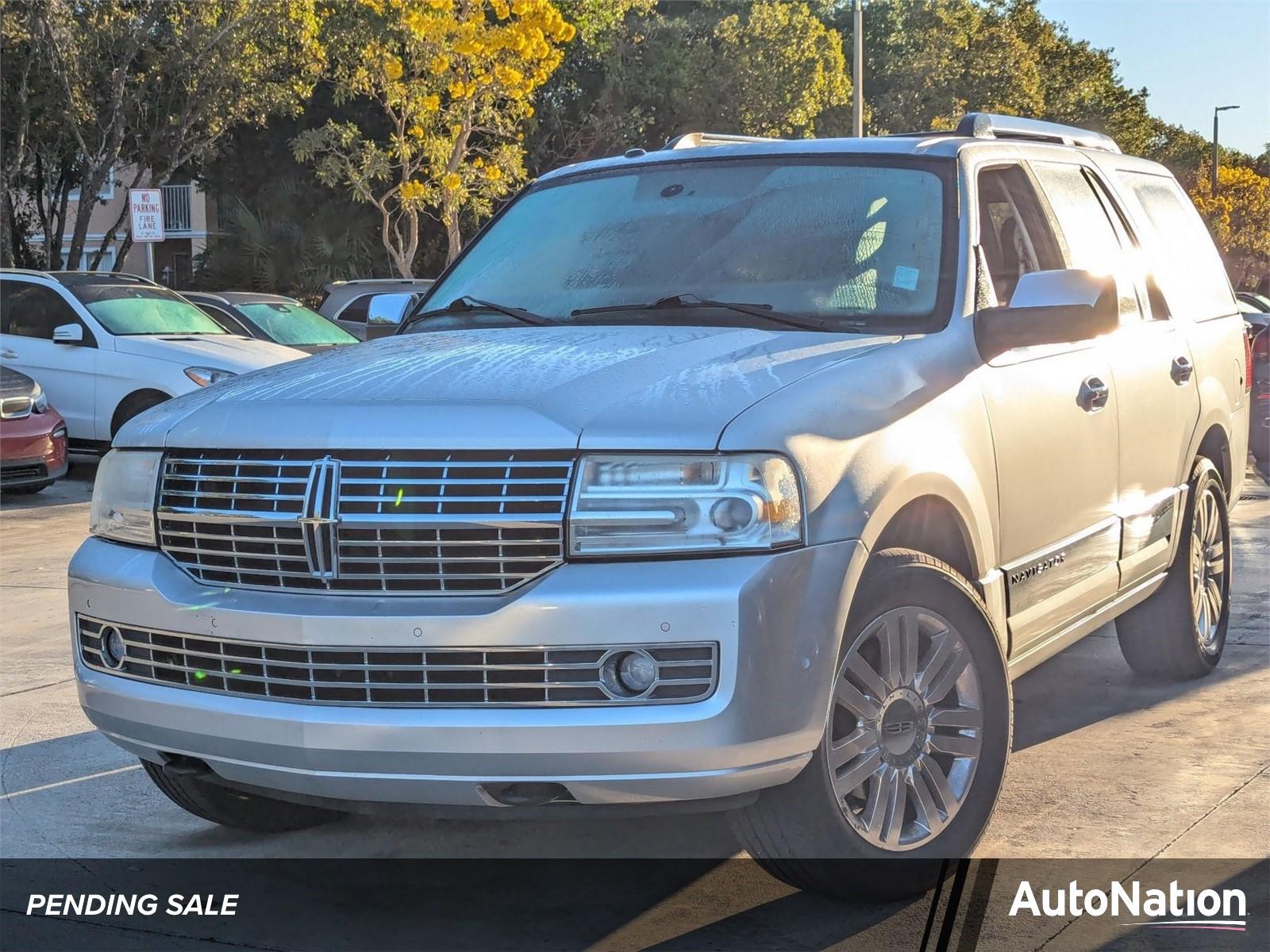 2013 Lincoln Navigator Vehicle Photo in Miami, FL 33015