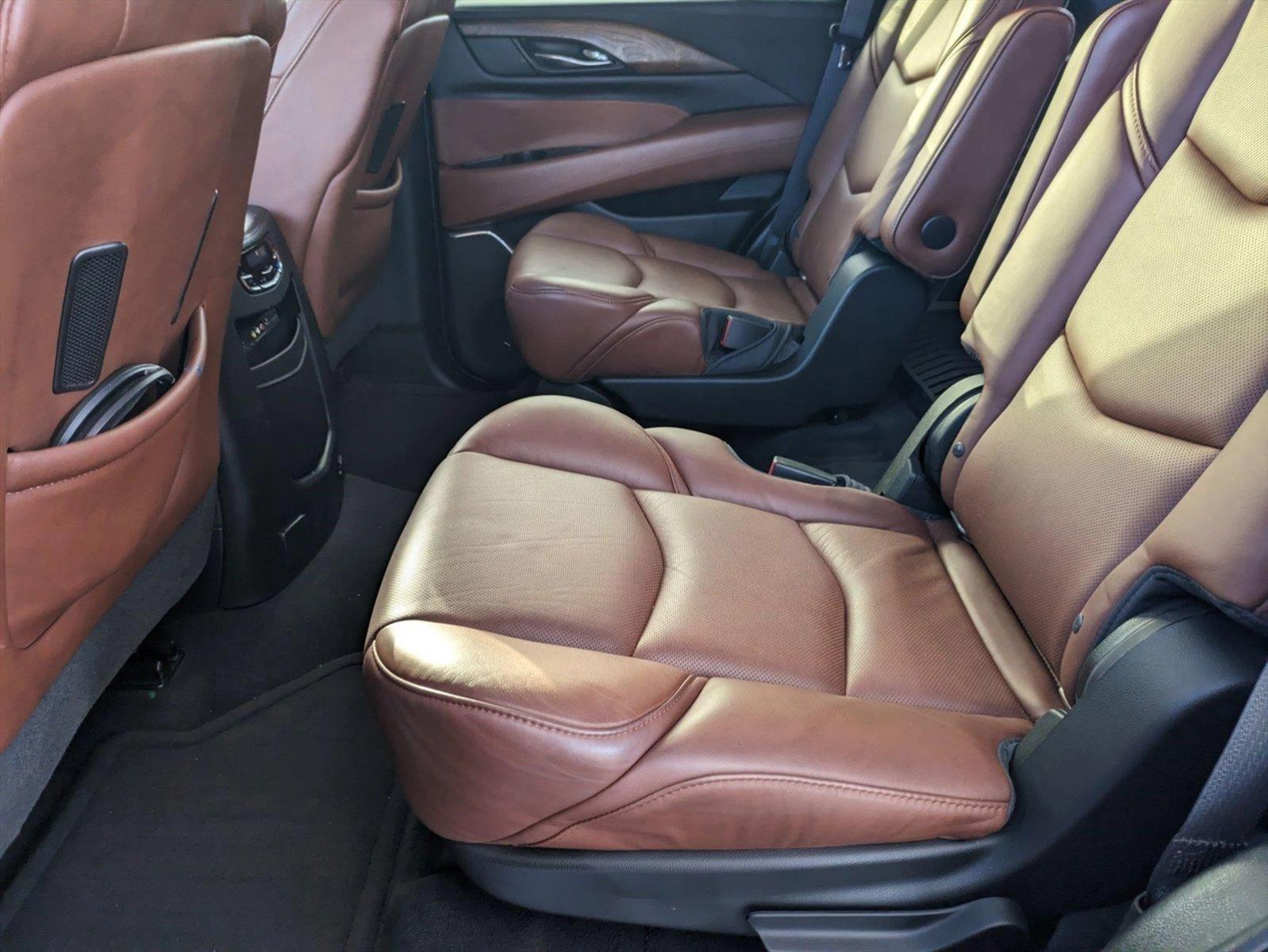 2016 Cadillac Escalade Vehicle Photo in WEST PALM BEACH, FL 33407-3296