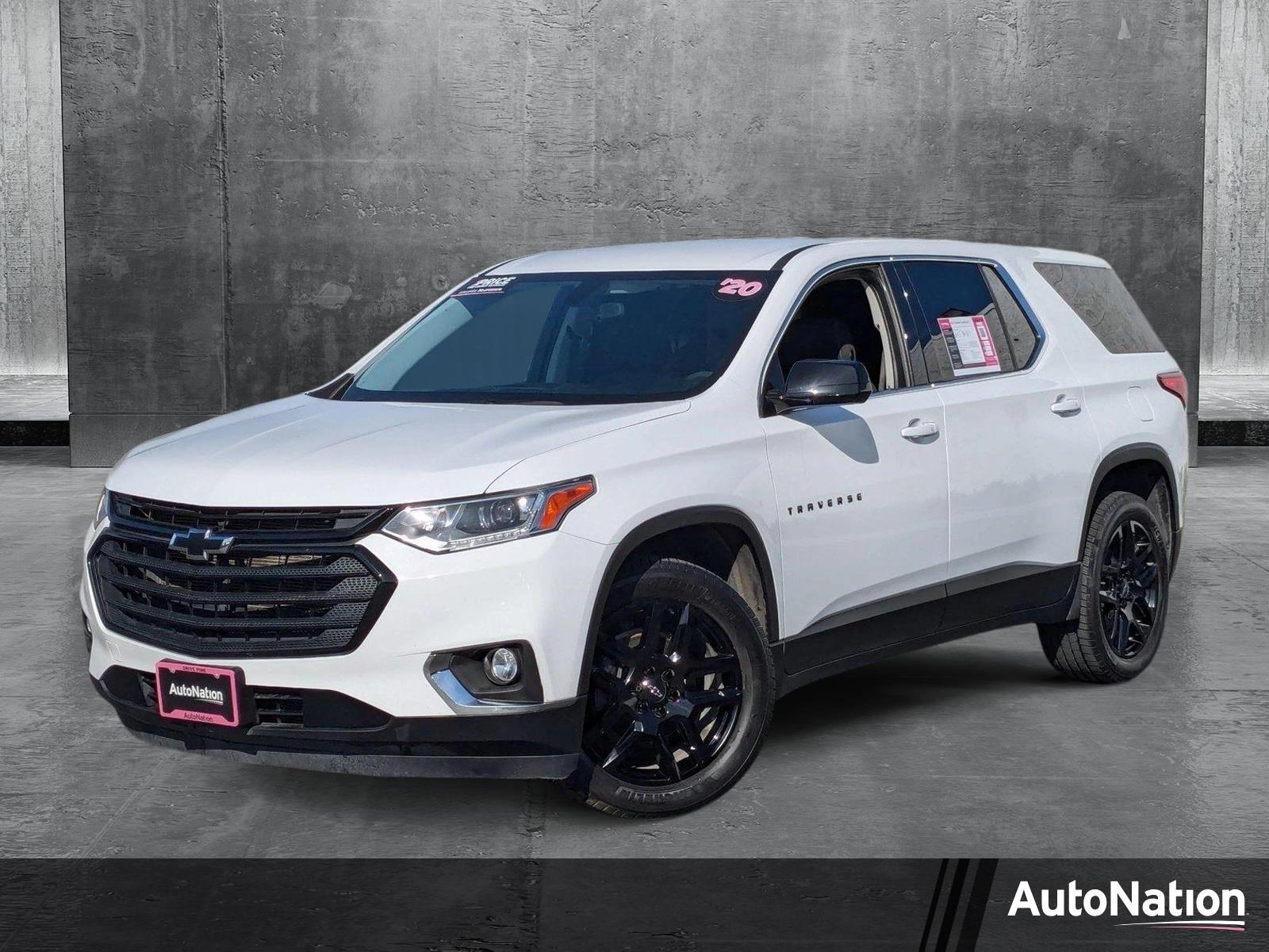 2020 Chevrolet Traverse Vehicle Photo in VALENCIA, CA 91355-1705