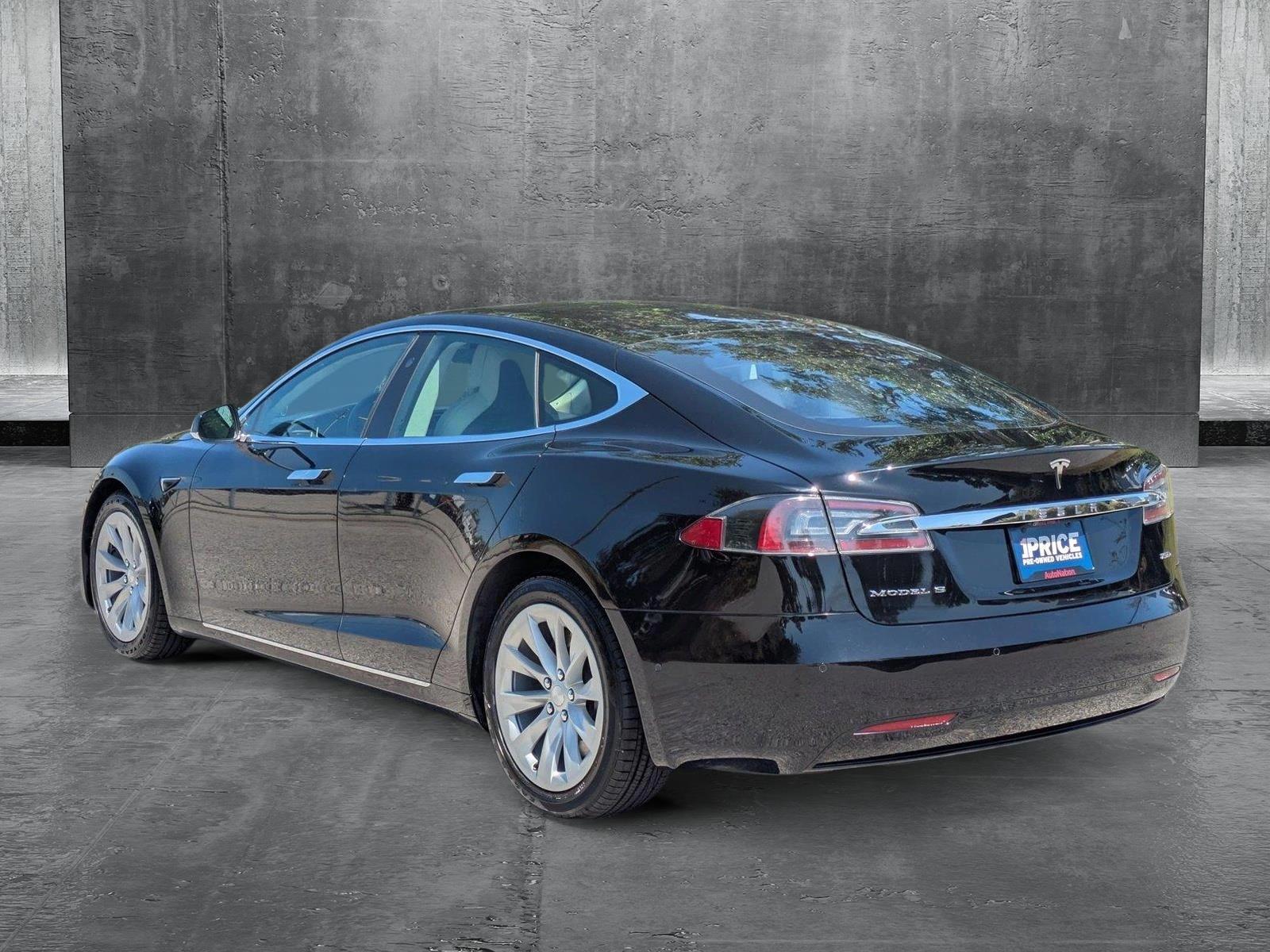 2017 Tesla Model S Vehicle Photo in Sarasota, FL 34231
