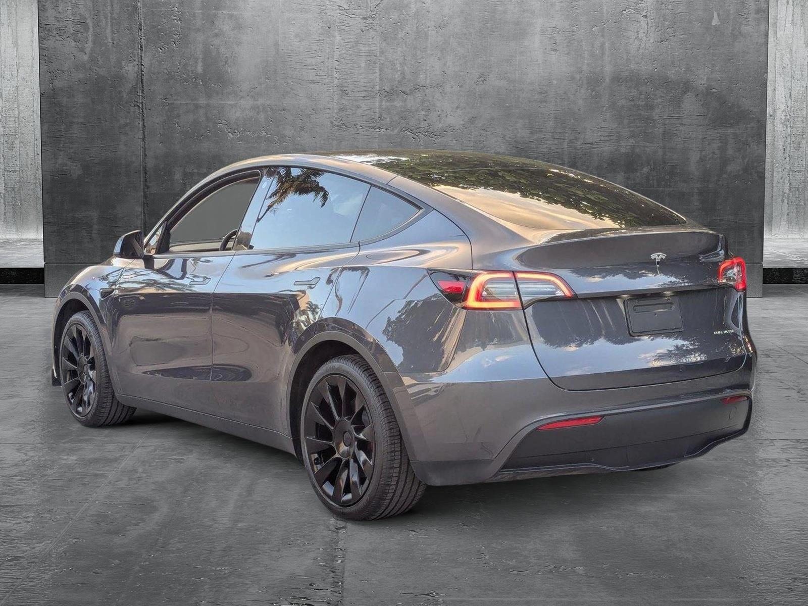 2023 Tesla Model Y Vehicle Photo in Pompano Beach, FL 33064