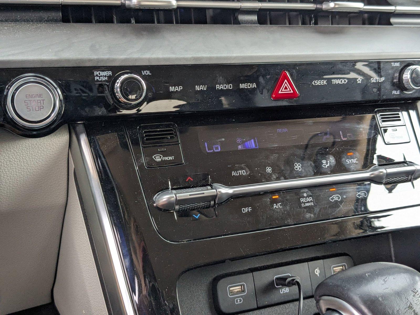 2022 Kia Carnival Vehicle Photo in St. Petersburg, FL 33713