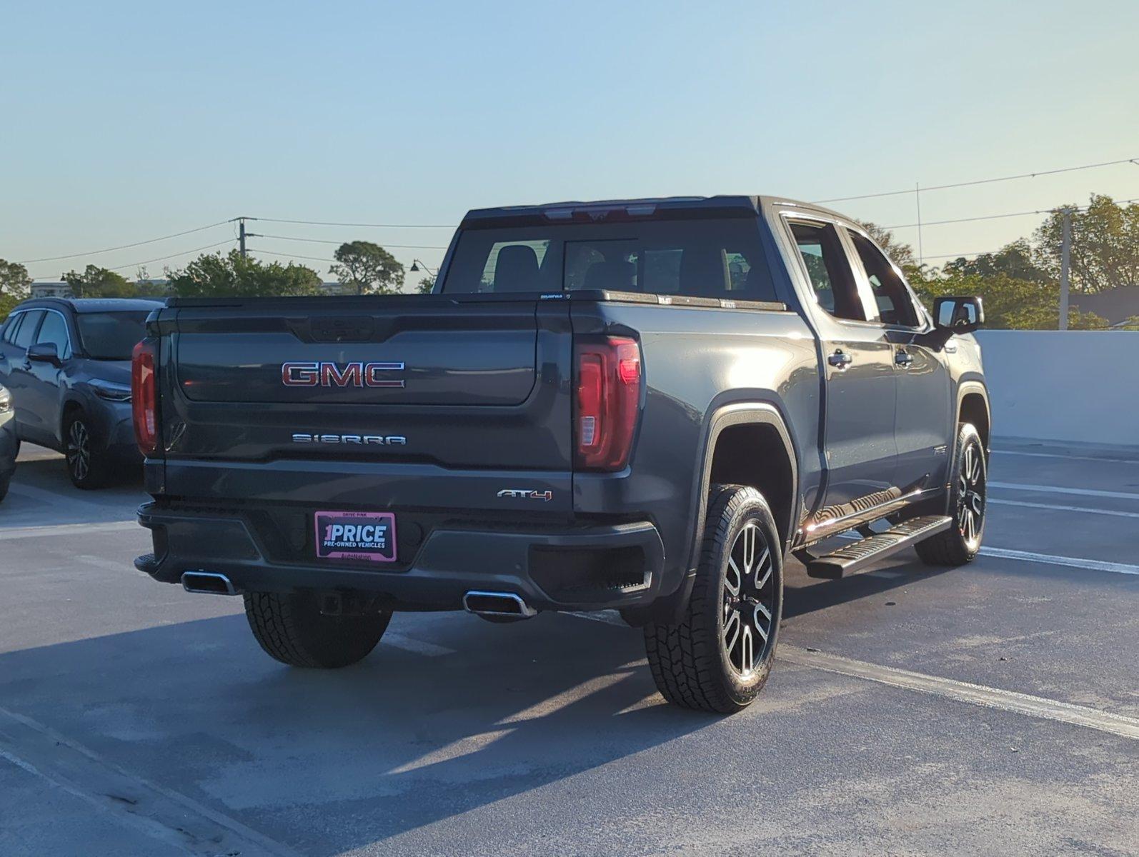 2021 GMC Sierra 1500 Vehicle Photo in Sarasota, FL 34231