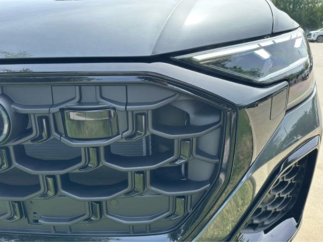 2025 Audi Q8 Vehicle Photo in HOUSTON, TX 77090