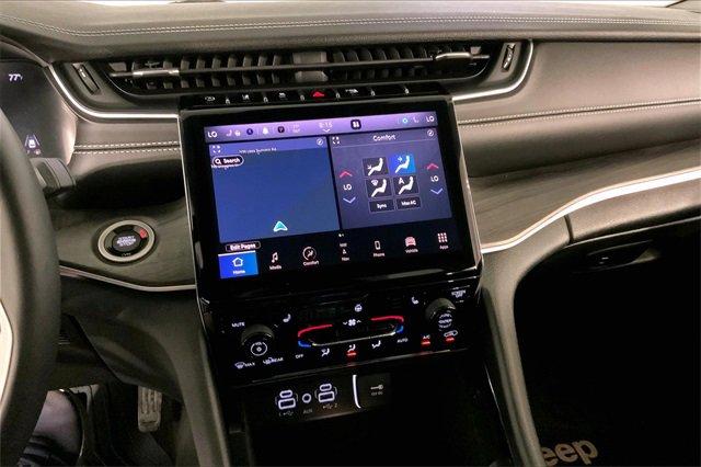 2022 Jeep Grand Cherokee L Vehicle Photo in INDEPENDENCE, MO 64055-1377