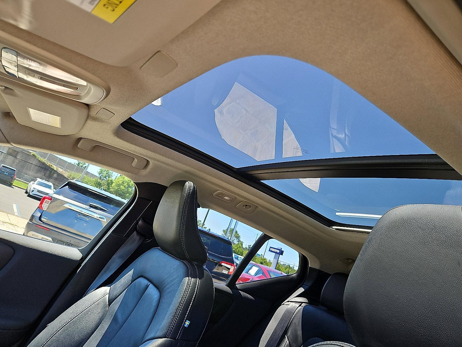 2023 Volvo XC40 Vehicle Photo in Trevose, PA 19053