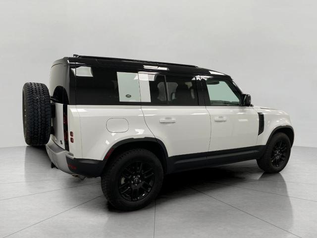 2022 Land Rover Defender Vehicle Photo in Appleton, WI 54913