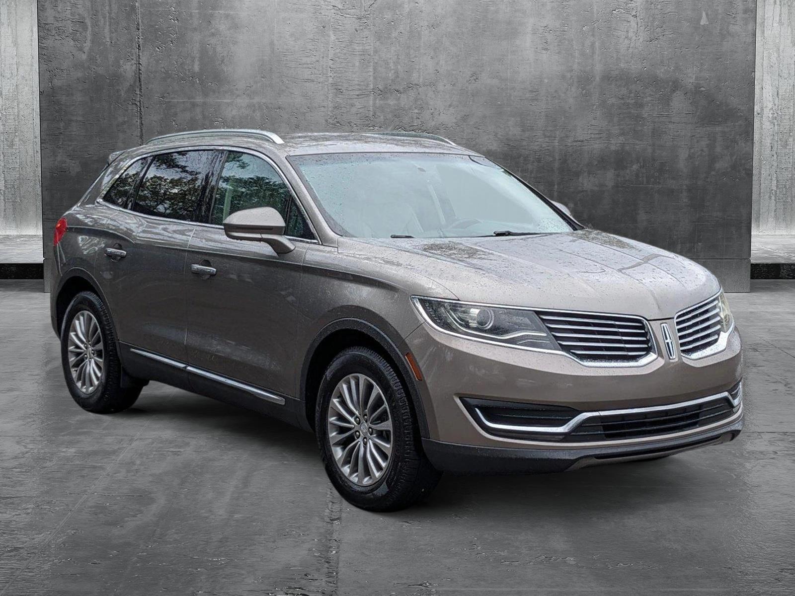 2017 Lincoln MKX Vehicle Photo in Tampa, FL 33614