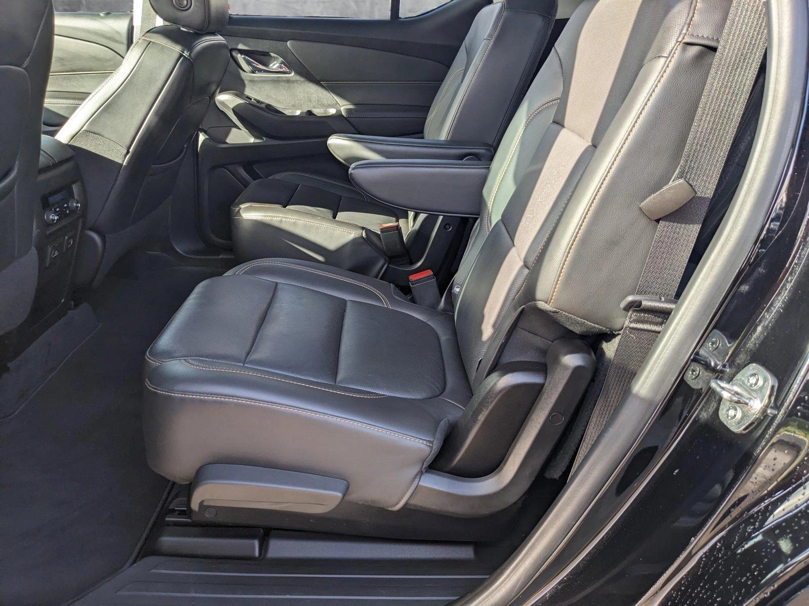 2021 Chevrolet Traverse Vehicle Photo in MIAMI, FL 33172-3015