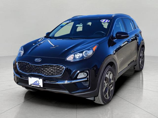 2021 Kia Sportage Vehicle Photo in Oshkosh, WI 54904