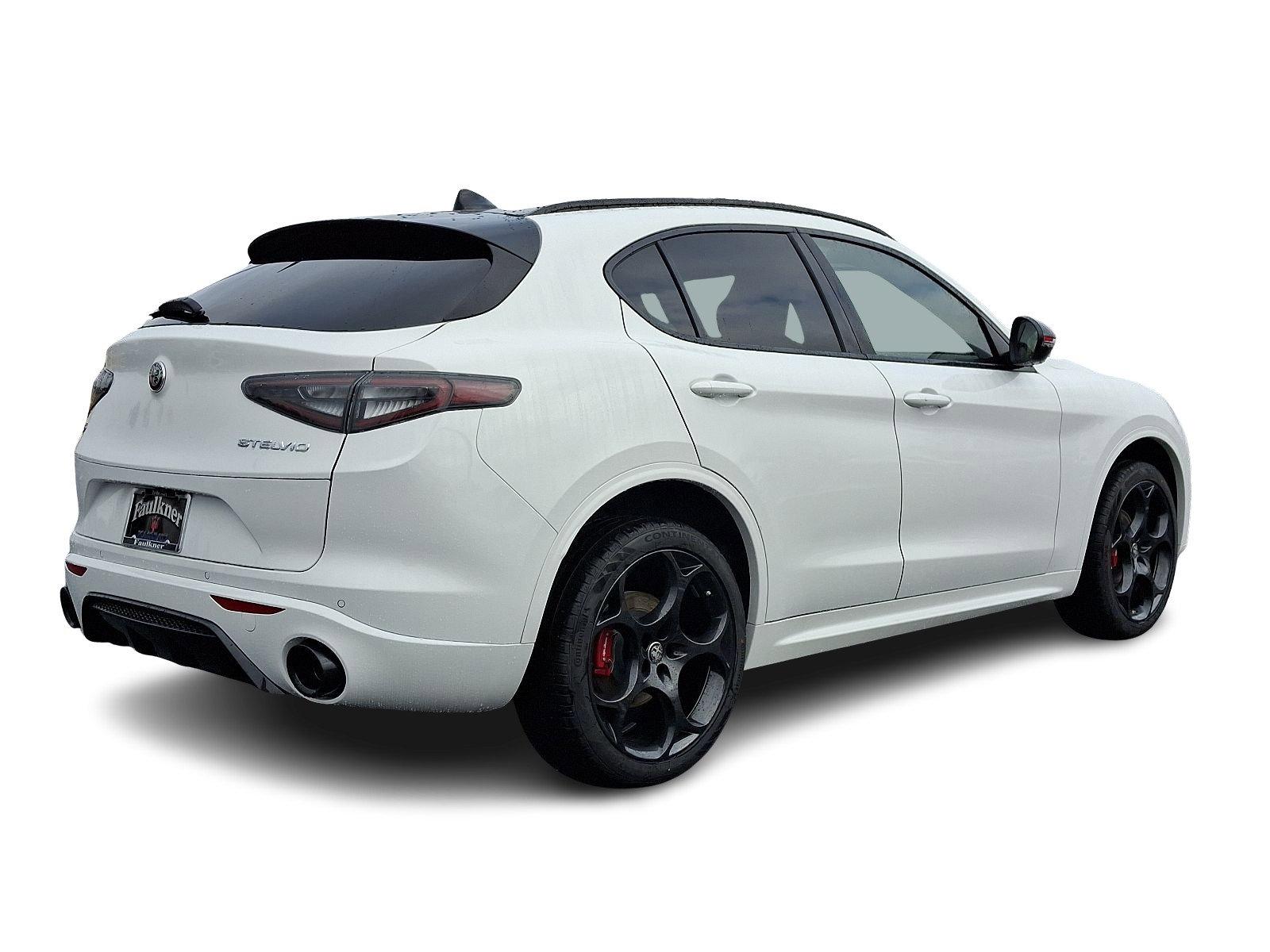 2025 Alfa Romeo Stelvio Vehicle Photo in Mechanicsburg, PA 17050